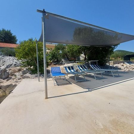 Apartments By The Sea Zuronja, Peljesac - 13202 Putniković Kültér fotó