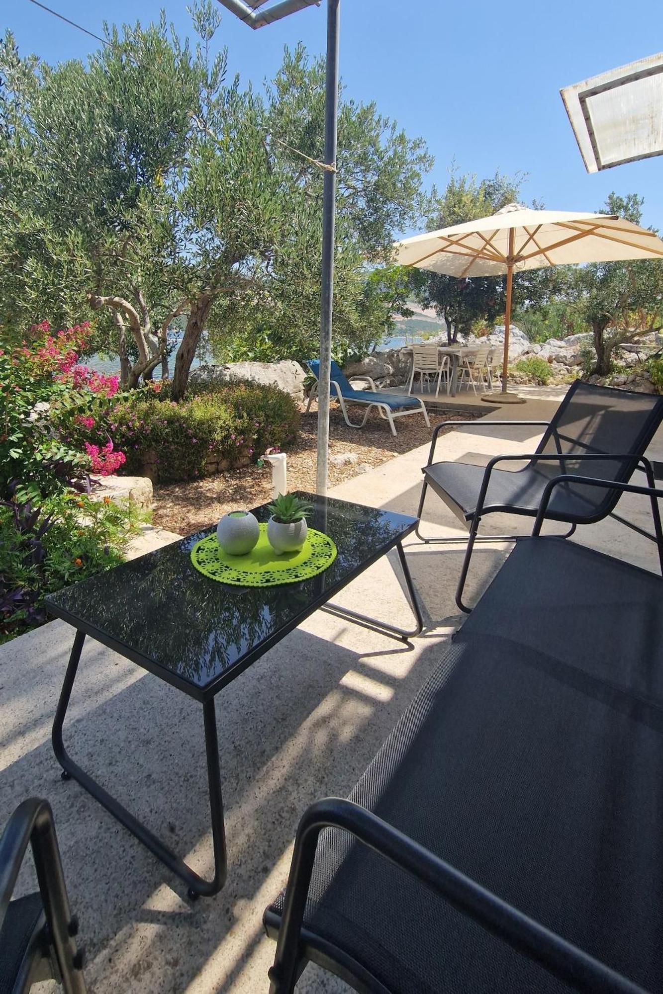 Apartments By The Sea Zuronja, Peljesac - 13202 Putniković Kültér fotó